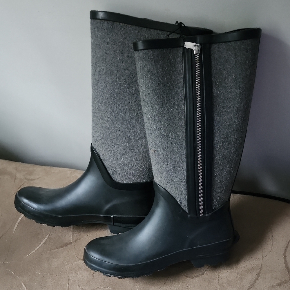 Gray and Black Women's Boots